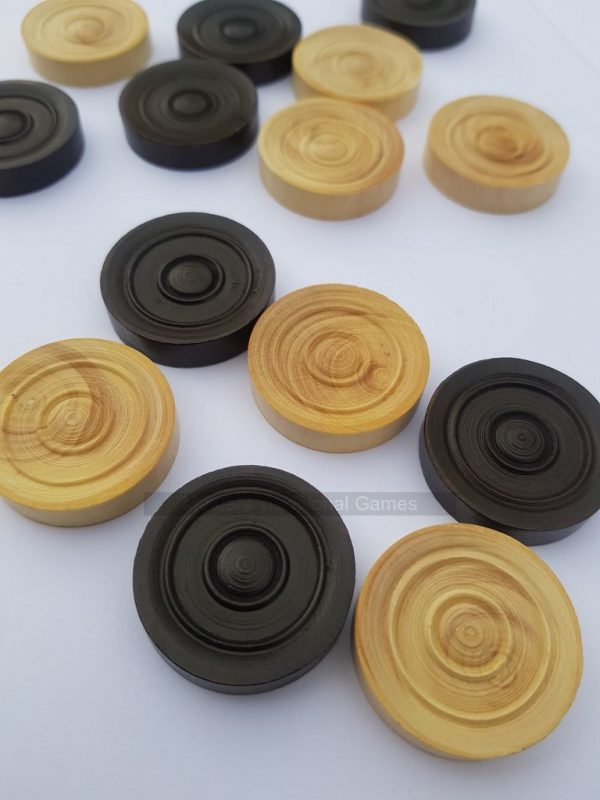 Dal Negro Set of 24 Boxwood Draughts (28mm)