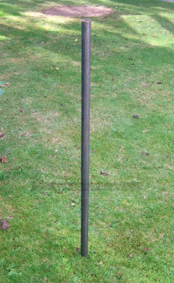 Metal pipe - post for Aunt Sally
