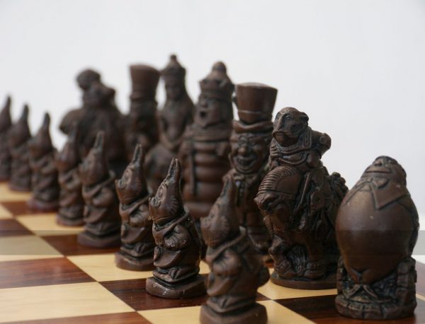 Berkeley Alice in Wonderland Ornamental Chess Set (Board not included)