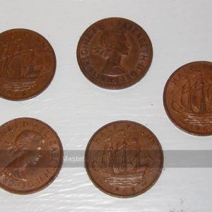 Set of 5 old English ha'pennies