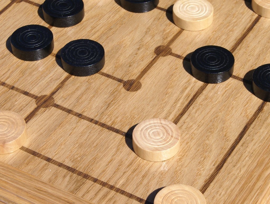 Spare set of Nine Mens Morris pieces (30mm diameter)