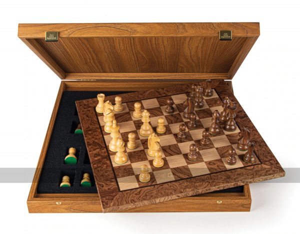 Manopoulos Walnut Burl Chess Set with Staunton Chessmen