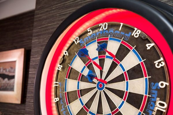 Unicorn Smartboard: App Enabled Auto Scoring Bristle Dartboard
