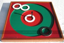 Masters Pub Quoits board with 4 rubber Pub quoits
